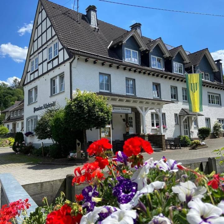 Pension / Ferienwohnung Allebrodt Lennestadt Exterior photo